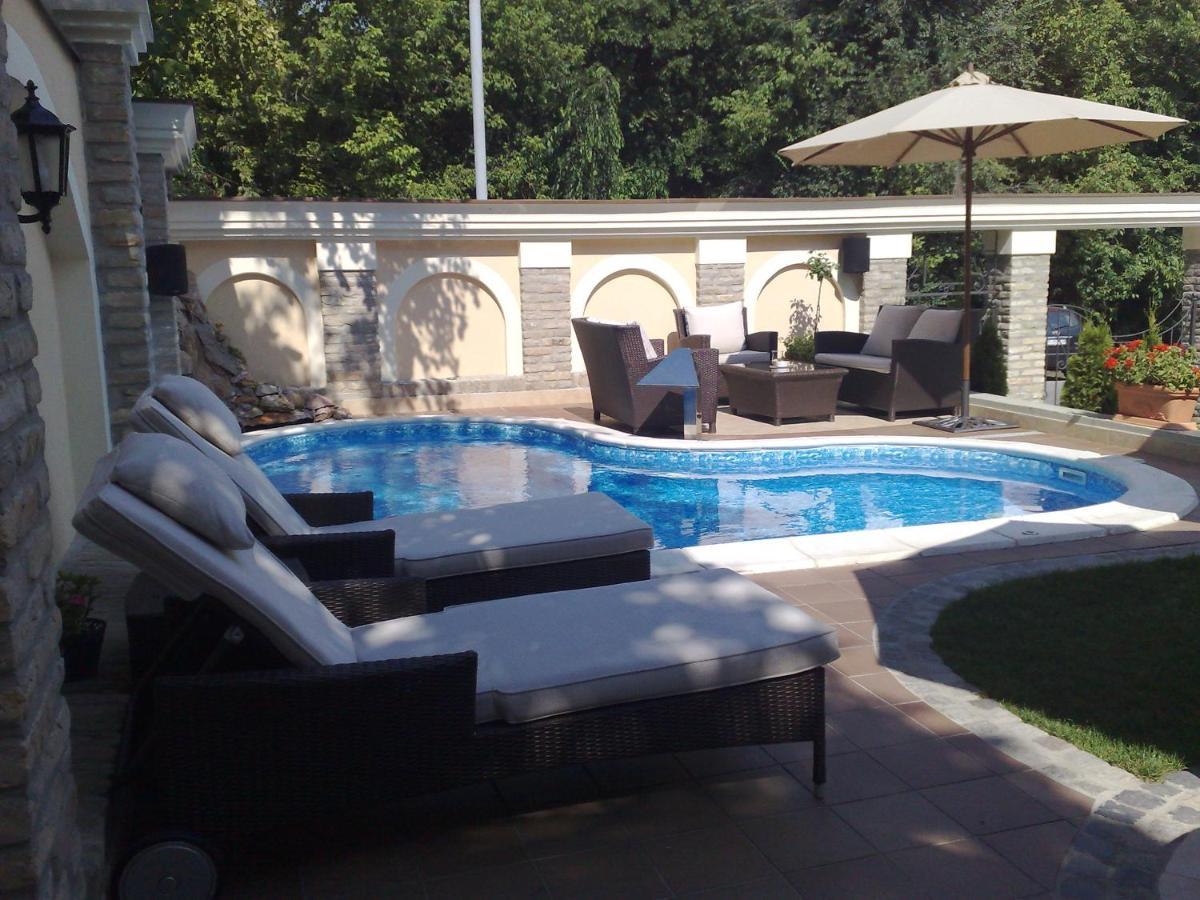 Hotel Vila Lago Palics Kültér fotó