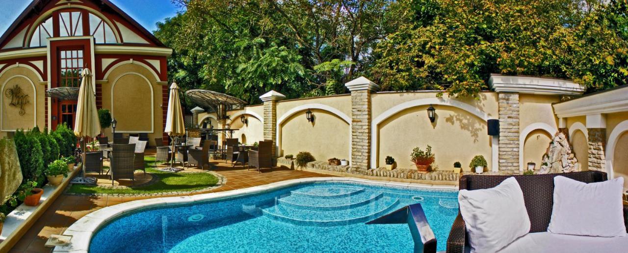Hotel Vila Lago Palics Kültér fotó