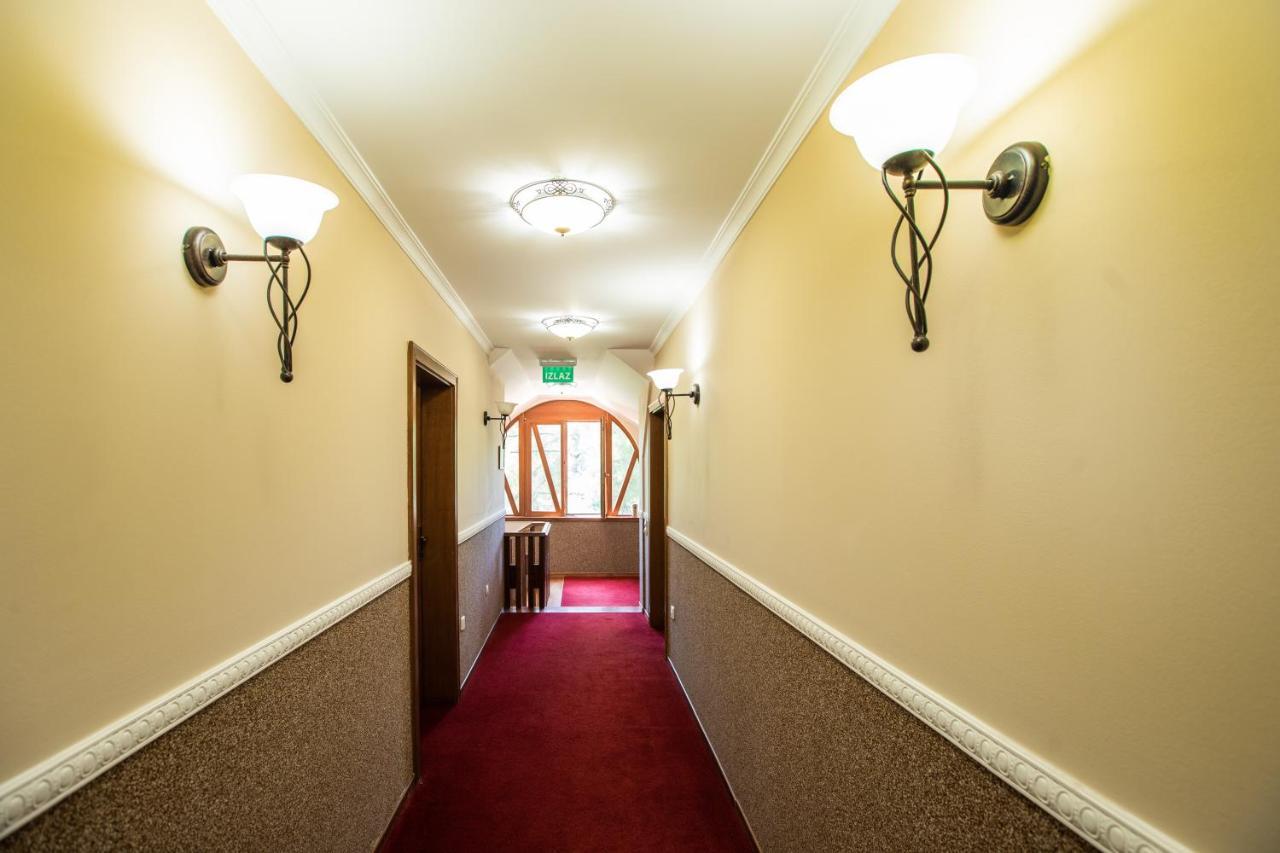 Hotel Vila Lago Palics Kültér fotó