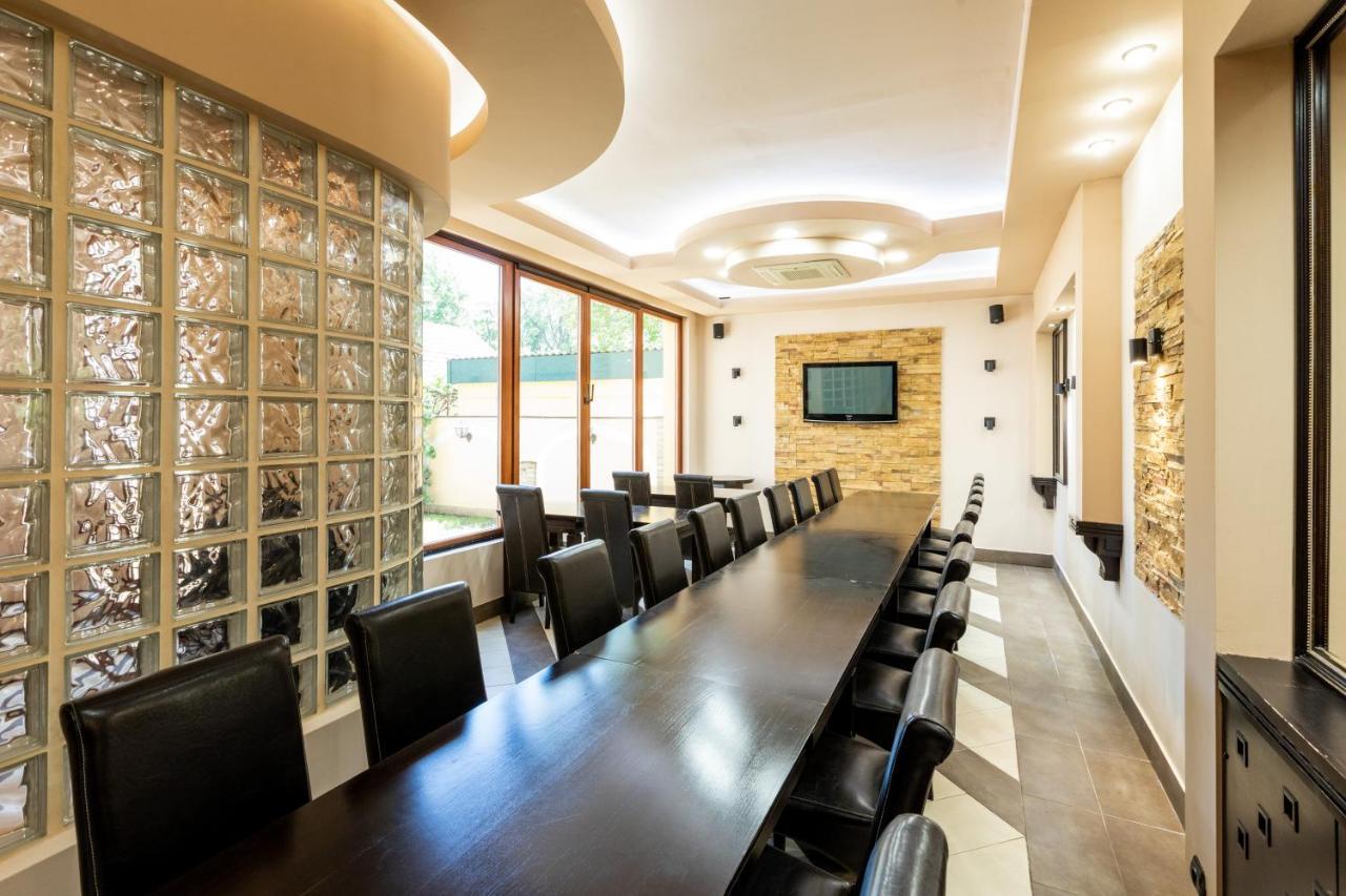 Hotel Vila Lago Palics Kültér fotó