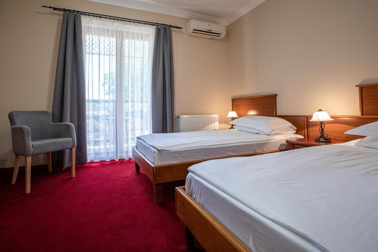 Hotel Vila Lago Palics Kültér fotó