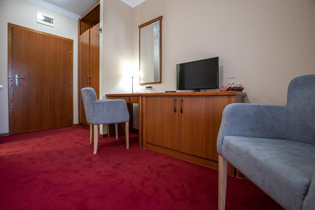 Hotel Vila Lago Palics Kültér fotó
