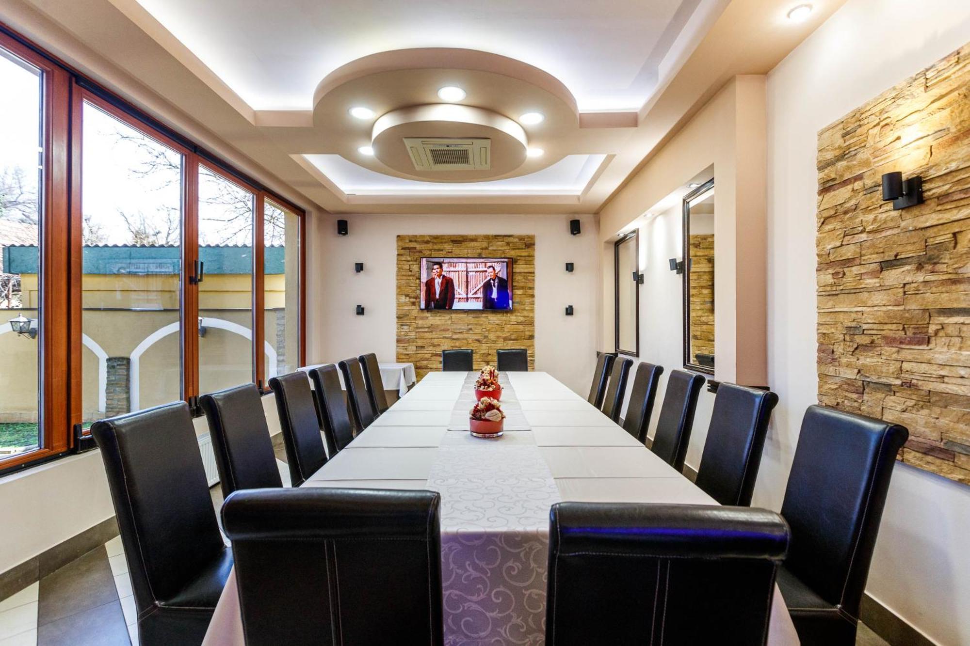 Hotel Vila Lago Palics Kültér fotó